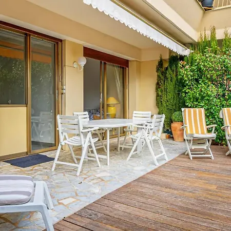 2 Pieces Rez De Chaussee Belle Terrasse Proche Διαμέρισμα Κάννες