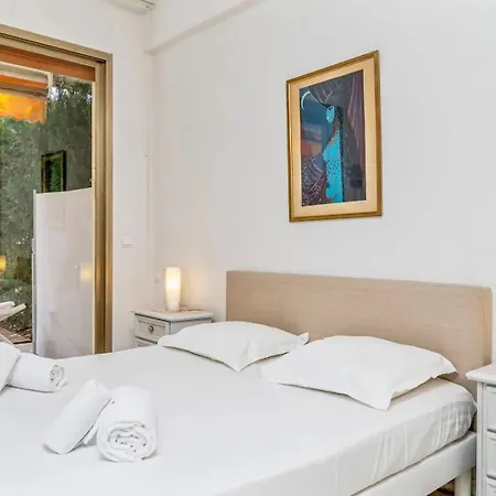 Διαμέρισμα 2 Pieces Rez De Chaussee Belle Terrasse Proche Κάννες